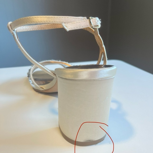 Ivory Badgley Mischka open-toed heels - Picture 6 of 6